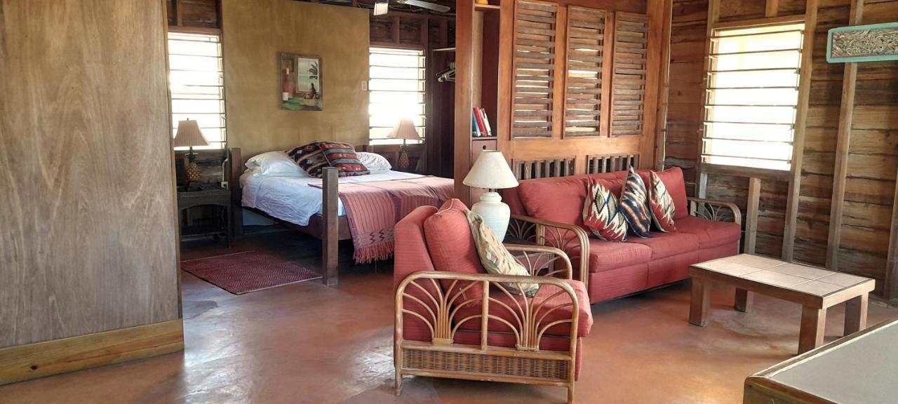 Amanda'S Place Casa Amancer - Sea View, Pool And Tropical Garden Caye Caulker Exterior photo