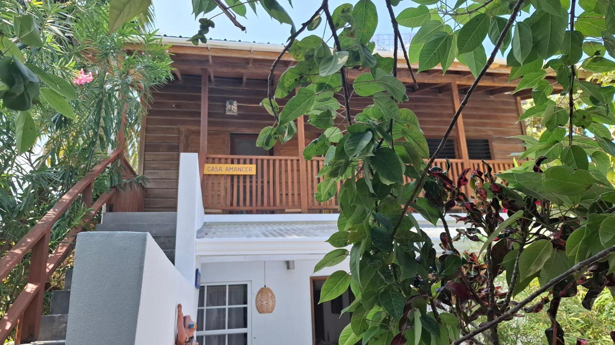 Amanda'S Place Casa Amancer - Sea View, Pool And Tropical Garden Caye Caulker Exterior photo