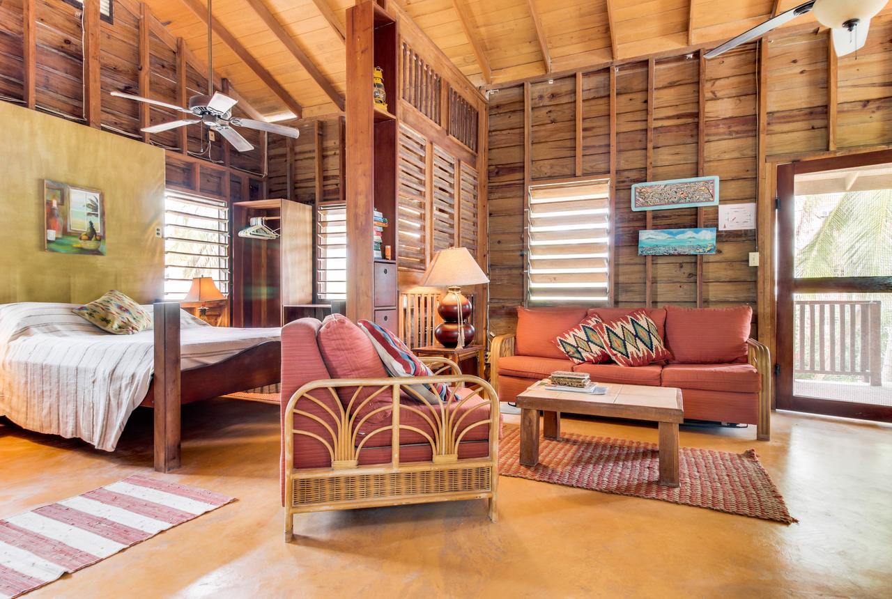 Amanda'S Place Casa Amancer - Sea View, Pool And Tropical Garden Caye Caulker Exterior photo